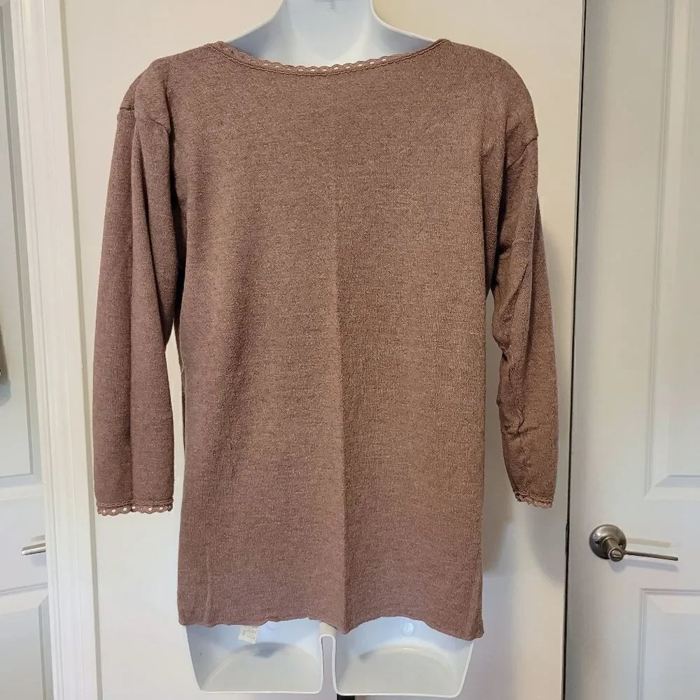2/$20 Vintage Japan wool purple top - Picture 2 of 5